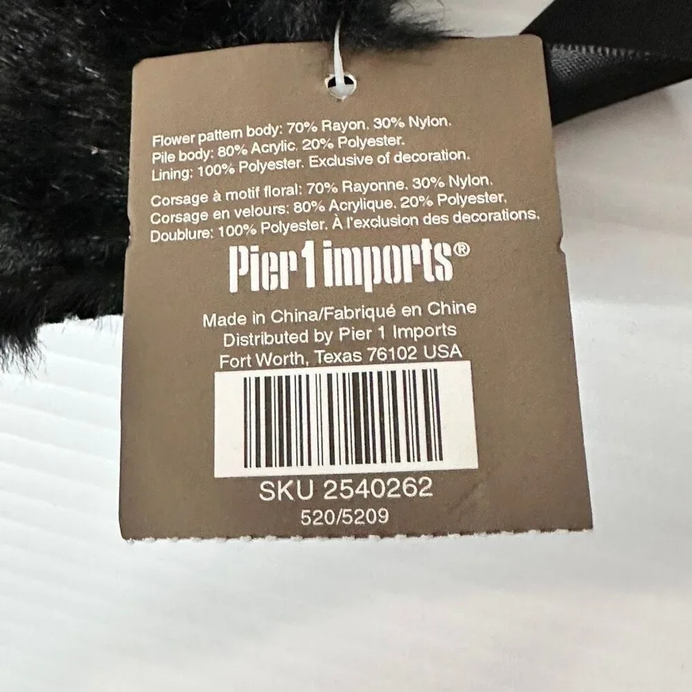 Pier 1 Imports Black Burnout Velvet Faux Fur Hostess Apron Holidays Goth NWT